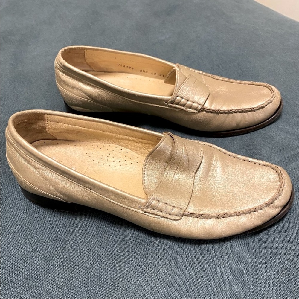 🌜OFFER🌛COLE HAAN Metallic Penny Loafer